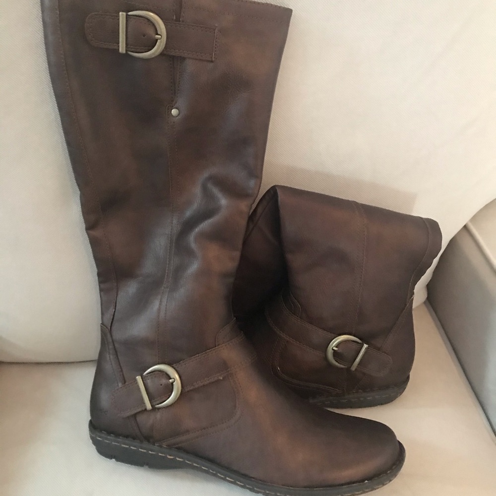 Brown B.O.C. Bernice Boots. Never worn